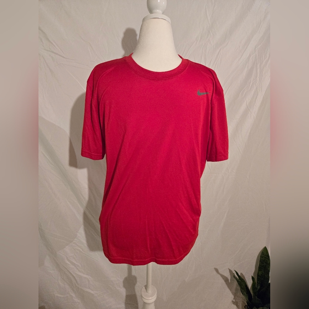 Nike Men's Red Dri- Fit T-Shirt